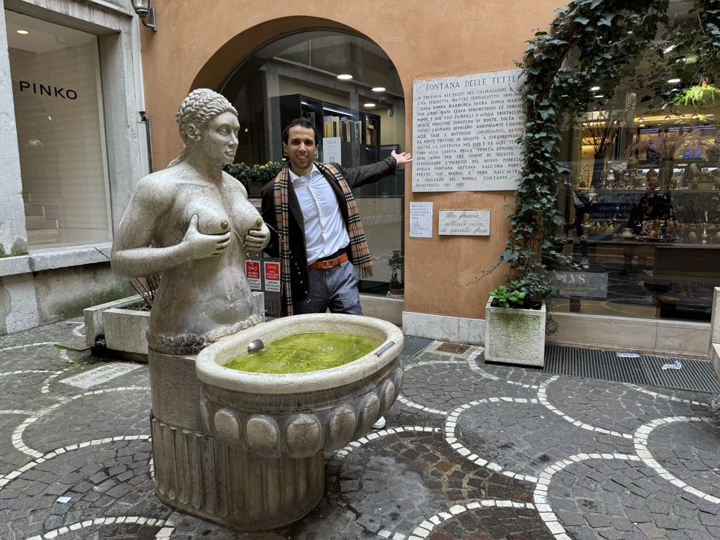 Treviso in un Giorno: la Città d'Acque tra Canali, Tiramisù e Palazzi Medievali