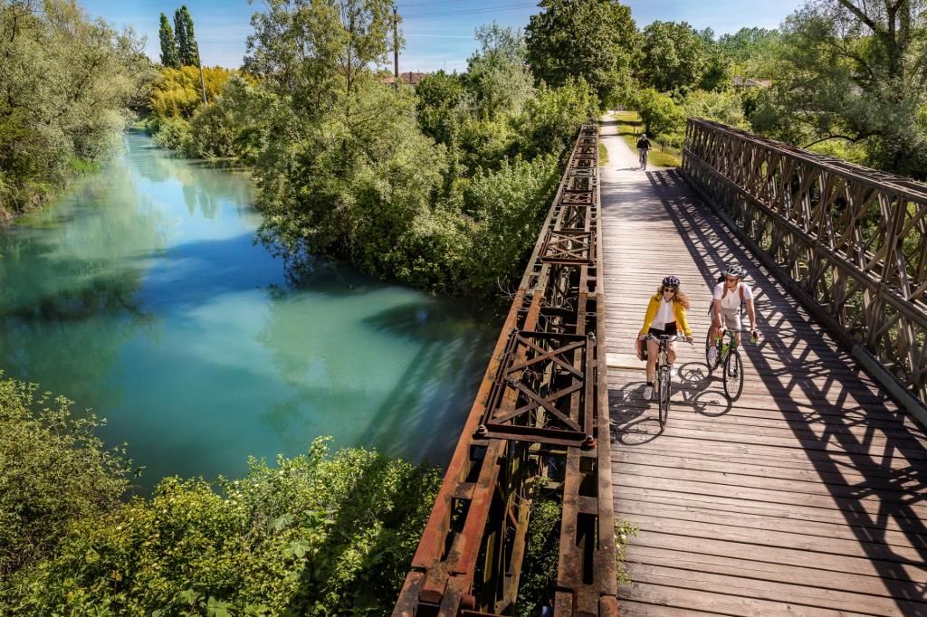 Ciclovia Treviso-Ostiglia: itinerario in bici tra il Sile, l'Oasi Cervara e i borghi del Veneto