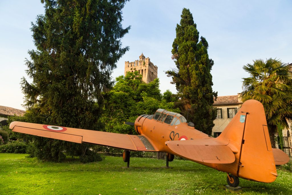 Passeggiata sui Colli Euganei (PD) con Visita all'Abbazia e pranzo