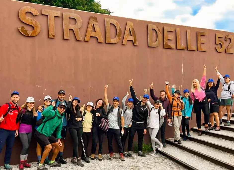 La leggendaria Strada delle 52 Gallerie con un percorso ad anello