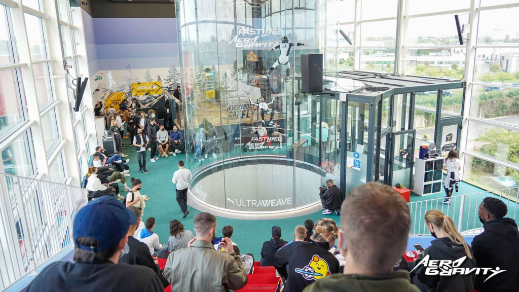 Volare indoor nel weekend Skydiving adatto a tutti