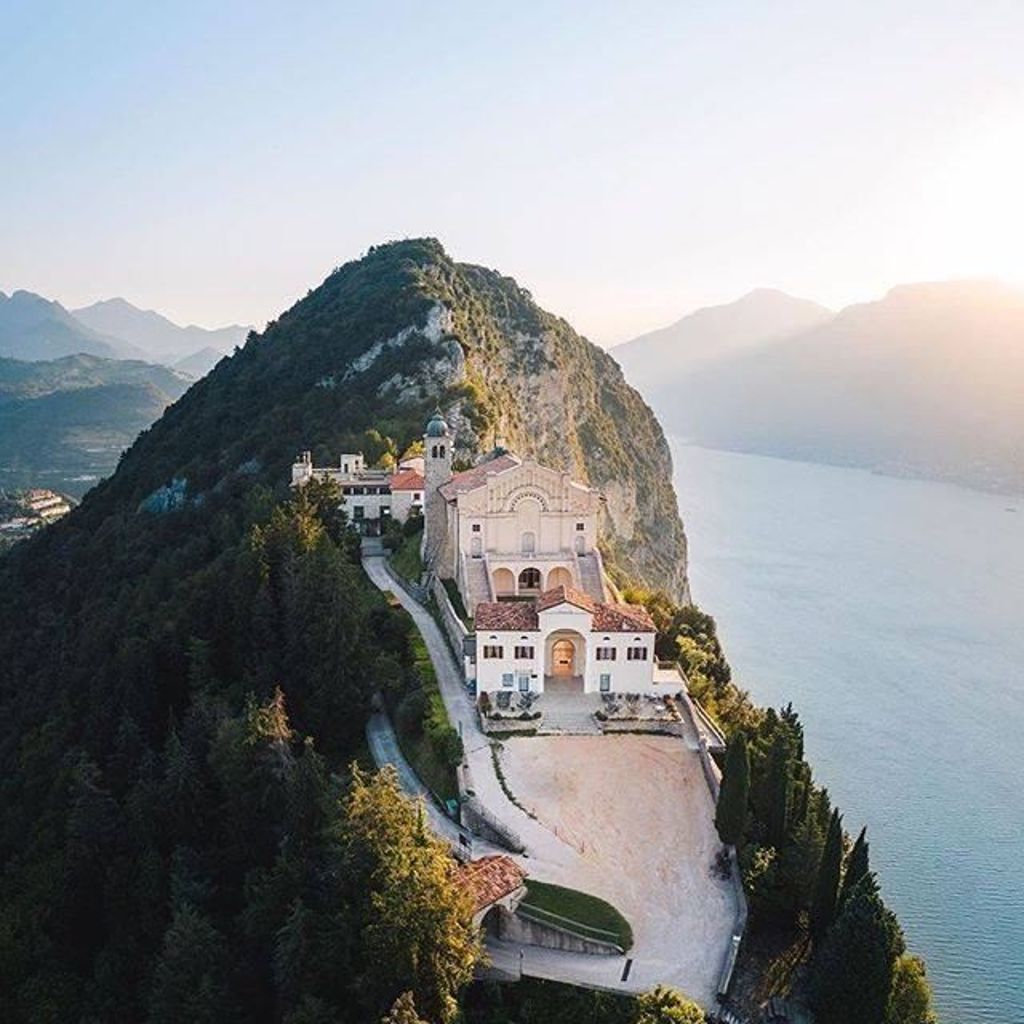 Tour in Vespa al Lago di Garda: da Riva del Garda a Tremosine