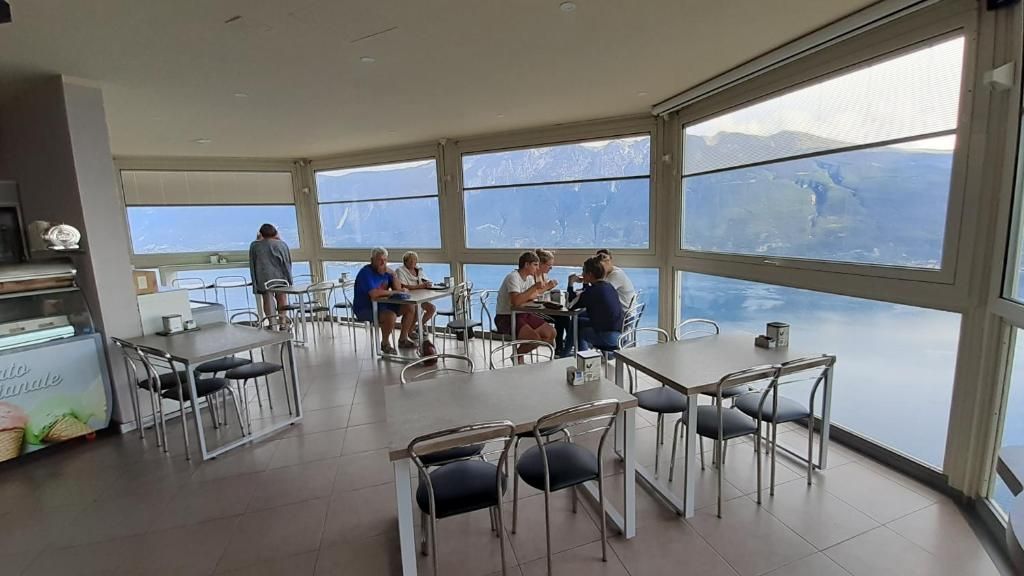 Tour in Vespa al Lago di Garda: da Riva del Garda a Tremosine