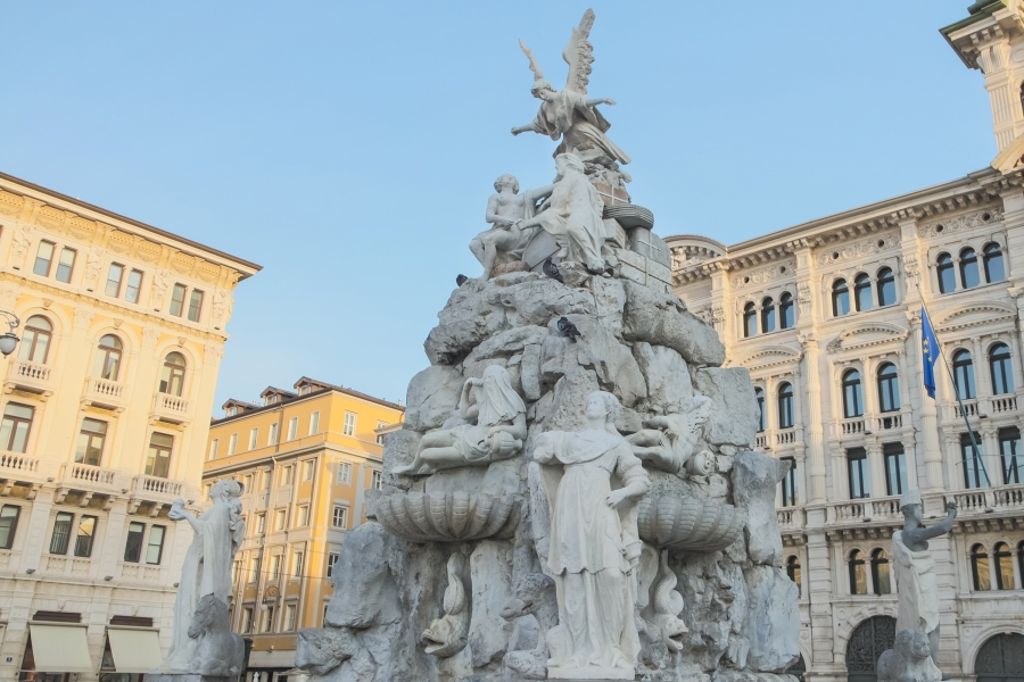 Trieste Segreta come un Local: Scopri il Centro Storico e i Suoi Tesori