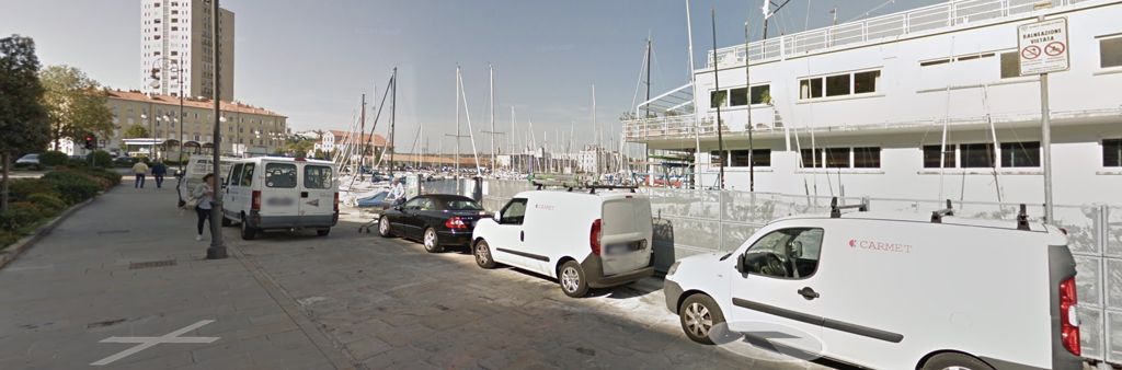 Trieste Segreta come un Local: Scopri il Centro Storico e i Suoi Tesori