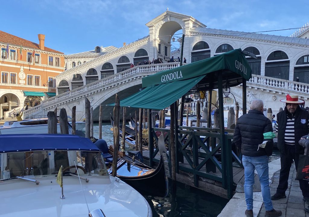 Vicenza in One Day: Palladio, the Olympic Theatre, Querini Park and Monte Berico