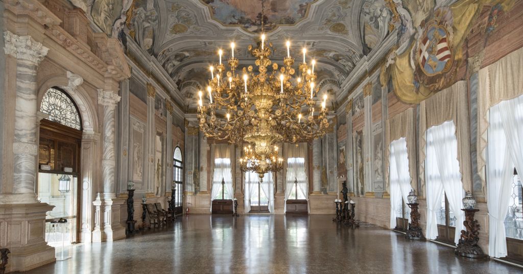 Vicenza in One Day: Palladio, the Olympic Theatre, Querini Park and Monte Berico