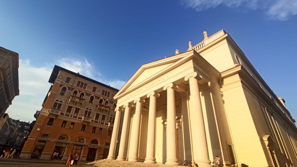 Trieste Segreta come un Local: Scopri il Centro Storico e i Suoi Tesori